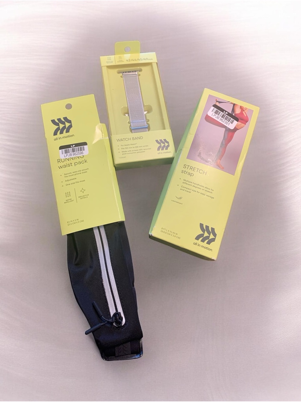 All in Motion Fitness Bundle Running Waist Pack 8ft Stretch Strap Apple Band